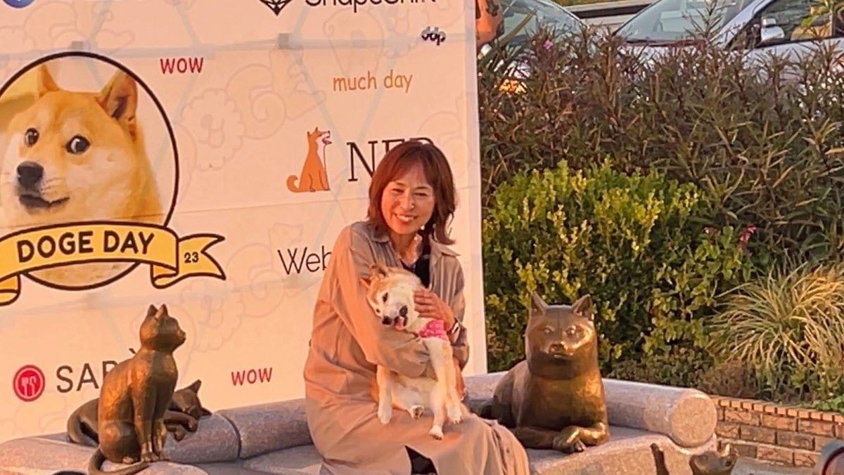 Monument commemorating Kabosu